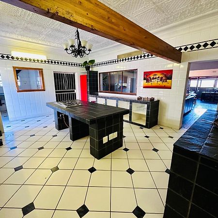 49Onmain Self Catering Holiday Home サビー エクステリア 写真