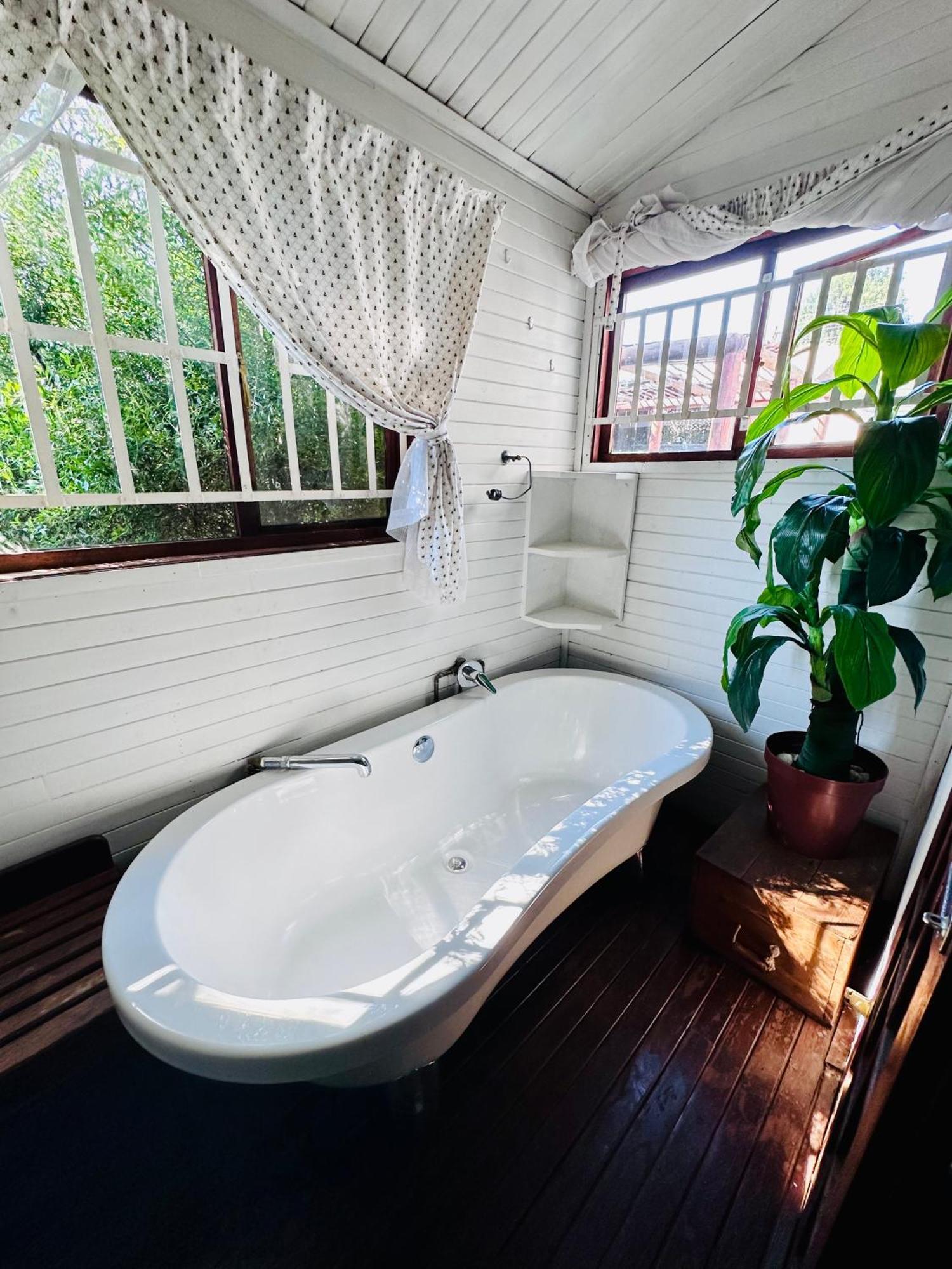 49Onmain Self Catering Holiday Home サビー エクステリア 写真